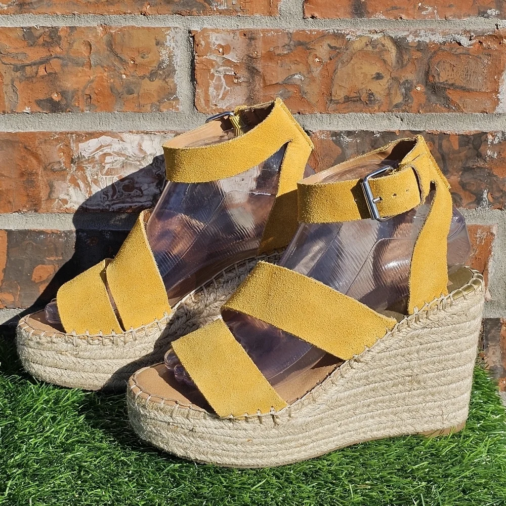 Dolce Vita Shayla Espadrille Wedge Sandal, Women's Size 7.55